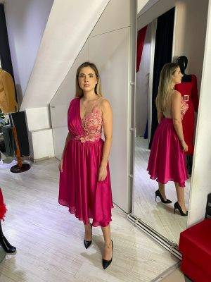 WhatsApp Image 2022-09-15 at 13.08.40 Rochie midi fucsia dantelă