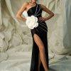 Rochie alexia black cu floare alba