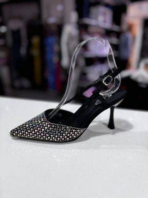 Pantof stiletto cu pietricele si toc mic