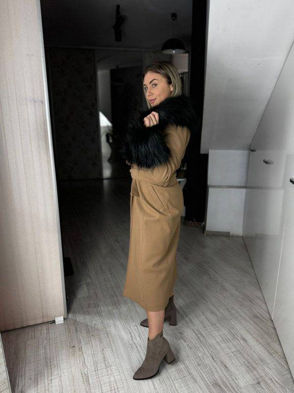 Palton alegra camel
