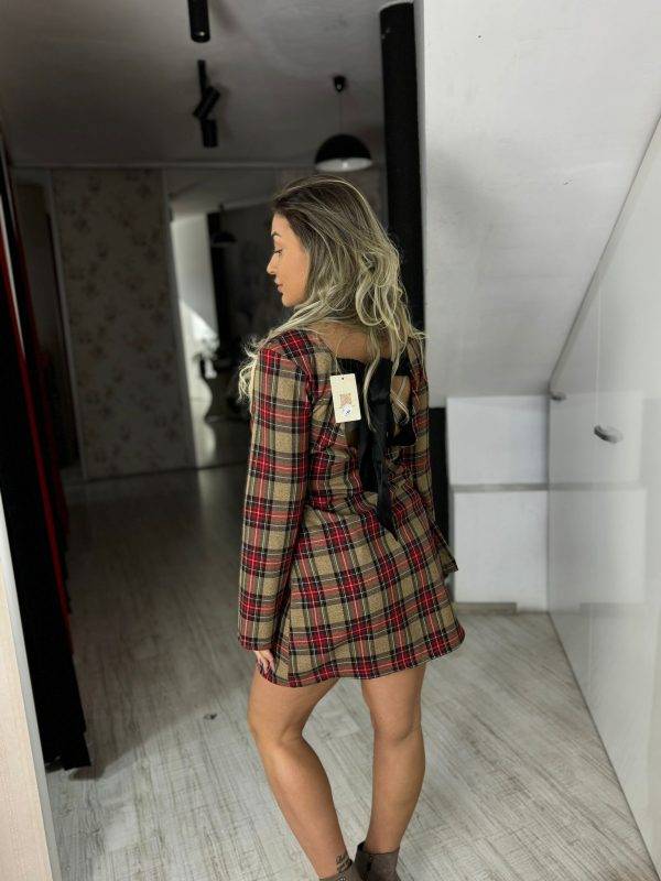 Rochie in carouri cu fundita