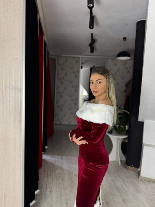 Rochie rosie din catifea