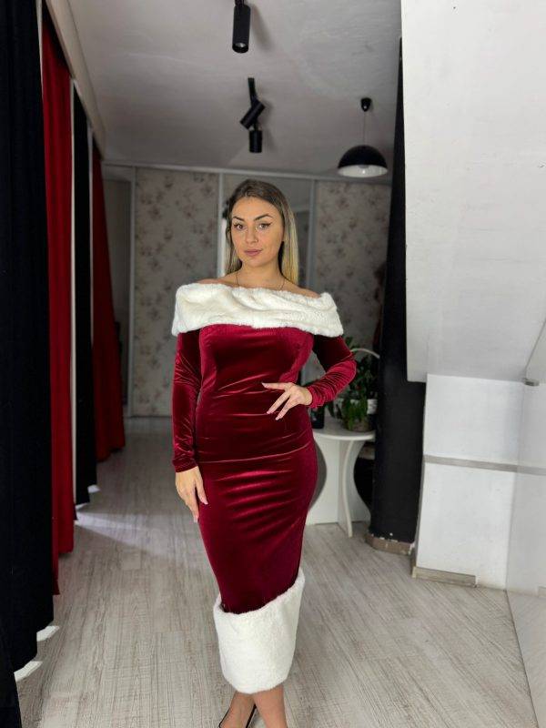 Rochie rosie din catifea