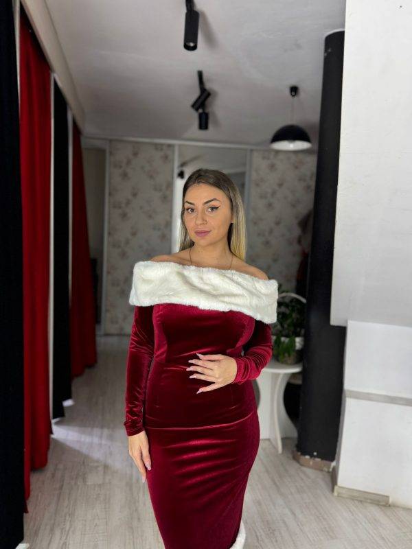 Rochie rosie din catifea