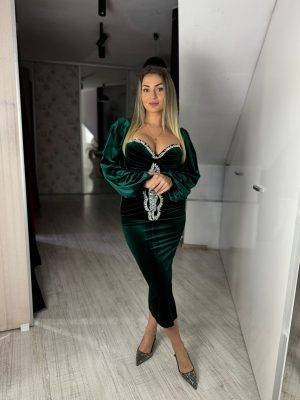 Rochie verde din catifea