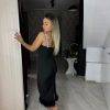 Rochie neagra cu puf