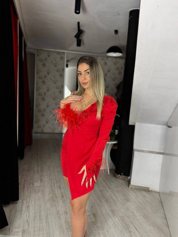 Rochie rosie cu o maneca