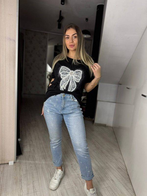 Blug albastru cu stelute si pietricele