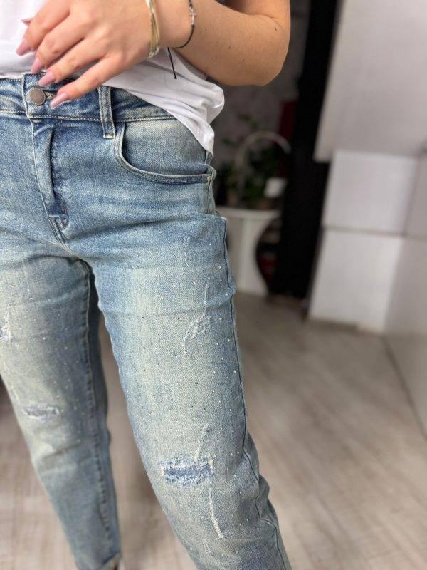 Blug momfit cu rupturi