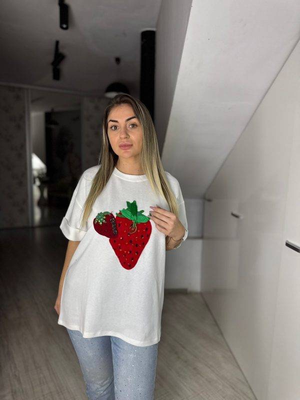 Tricou imprimeu capsuna