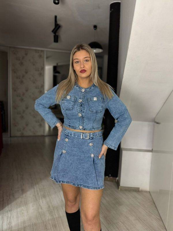 Compleu cu fusta de blug