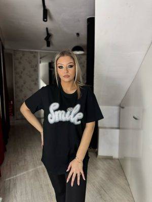 Tricou negru smile