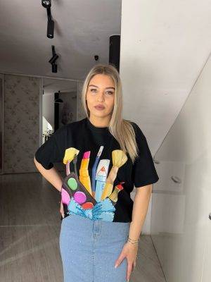 Tricou negru imprimeu machiaje