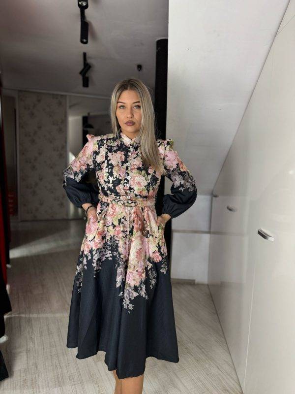 WhatsApp Image 2025-04-13 at 08.57.39 (2) Rochie neagra cu imprimeu floral