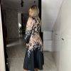 WhatsApp Image 2025-04-13 at 08.57.41 (1) Rochie neagra cu imprimeu floral