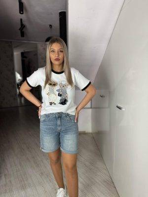 Pantalon scurt albastru cu pietricele