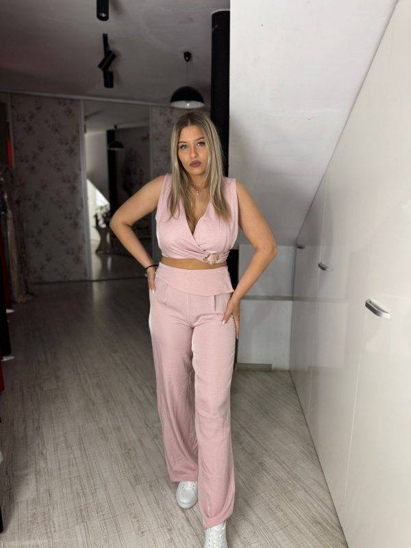 WhatsApp Image 2025-05-14 at 16.40.58 (1) Compleu cu bustiera