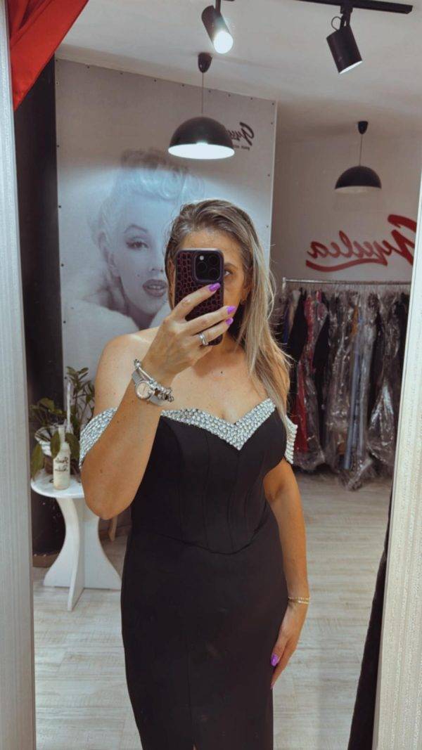 Rochie neagra midi cu corset si pietricele