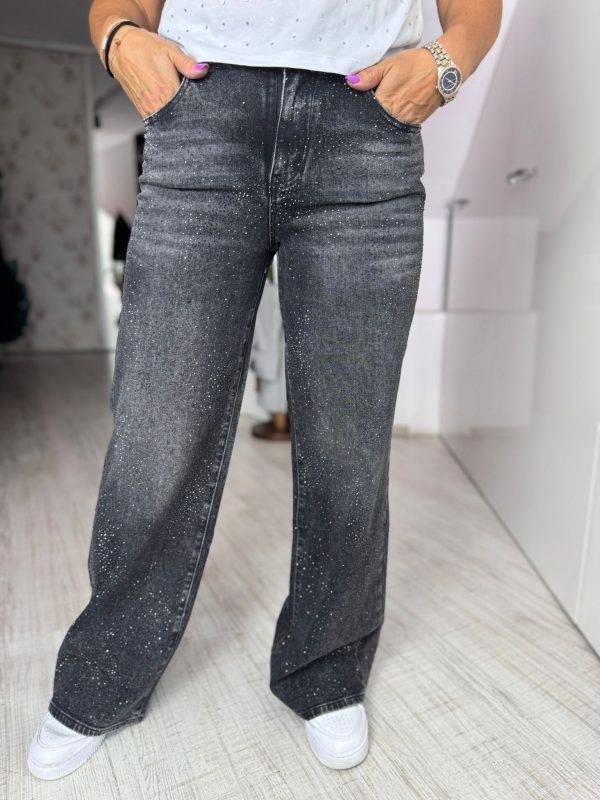 Blug gri inchis,larg cu pietricele