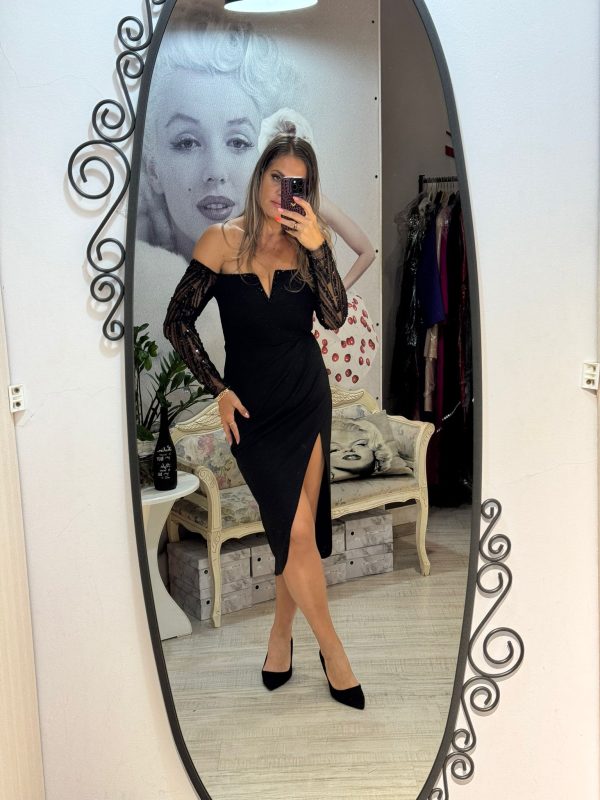 Rochie midi black cu slit lateral