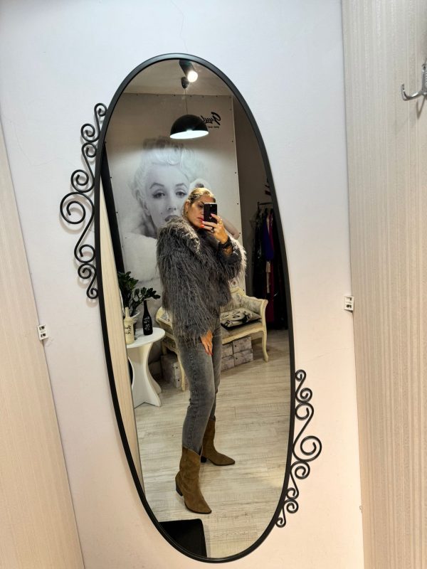 WhatsApp Image 2025-10-04 at 14.29.41 (3) Blana camy