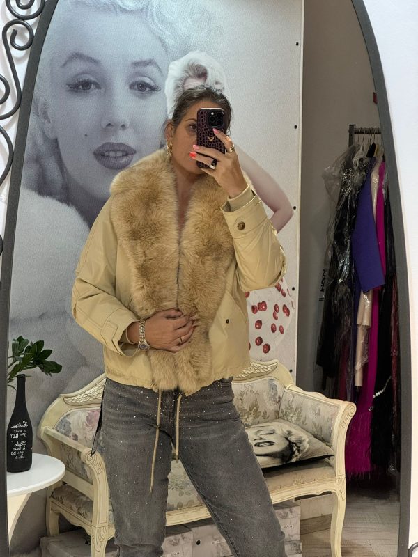 WhatsApp Image 2025-10-04 at 14.29.44 Geaca sorana