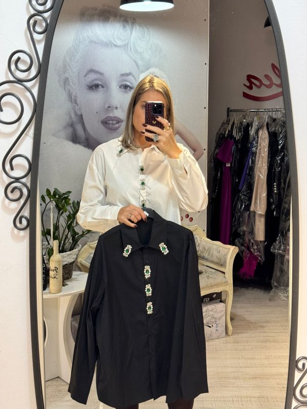 Camasa cu nasturi bijuterie