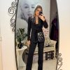 Compleu negru din doua piese cu pantalon evazat