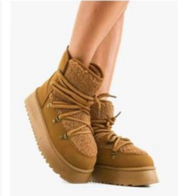 Ugg camel cu siret