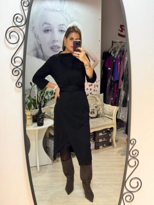 Rochie neagra,midi ,cu cordon in talie