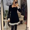 Rochie neagra din catifea cu dantela alba