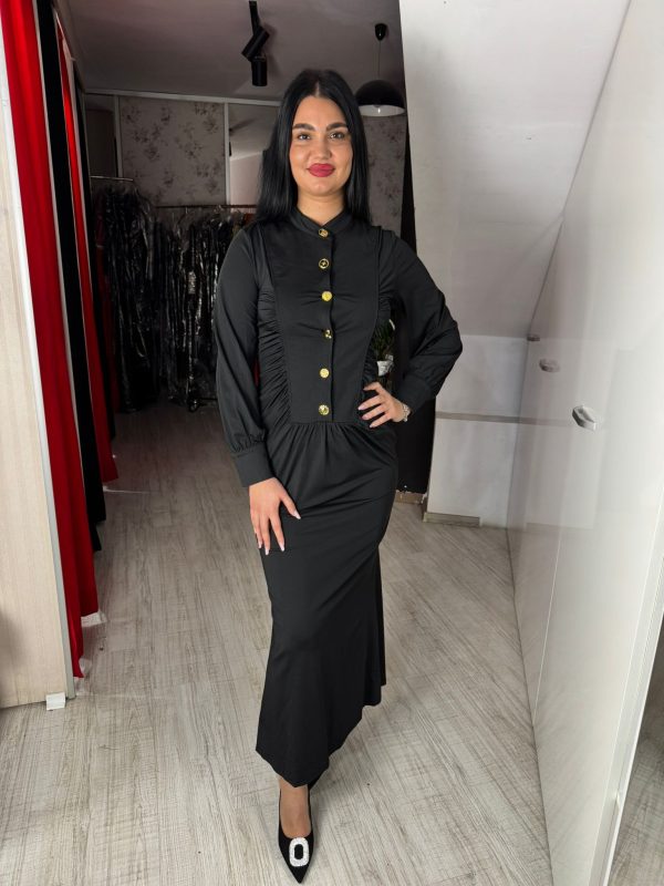 Rochie neagra midi cu nasturi aurii