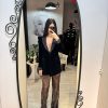 Compleu cu pantaloni din dantela si sacou de catifea