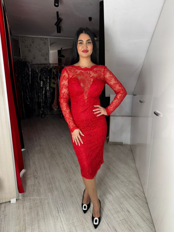 Rochie midi,rosie din dantela