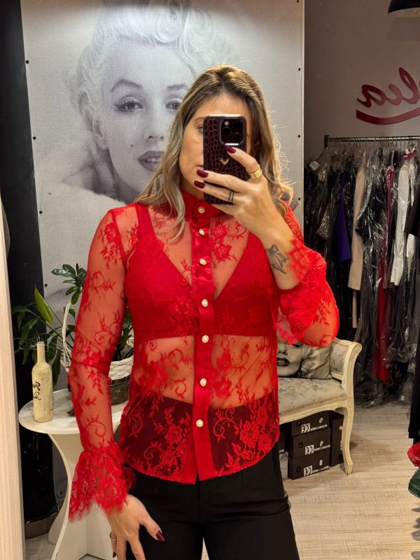 Camasa rosie din dantela