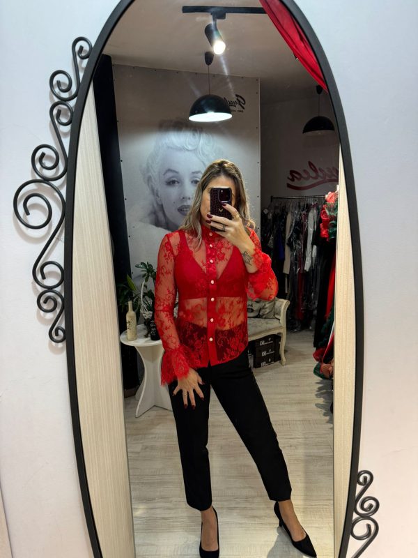 Camasa rosie din dantela