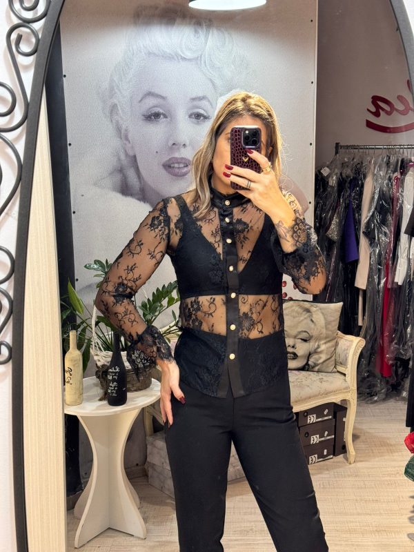 Camasa neagra din dantela