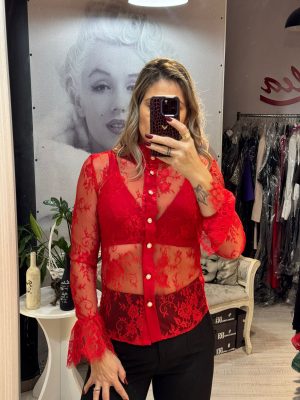 Camasa rosie din dantela