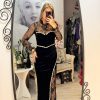Rochie neagra lunga din catifea cu insertii din dantela