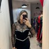Rochie neagra lunga din catifea cu insertii din dantela