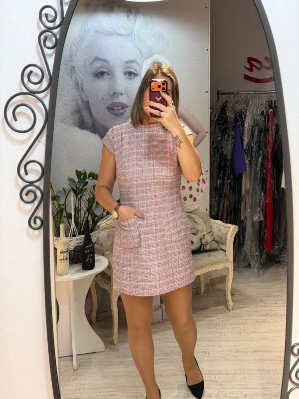 Rochie scurta roz fara maneci