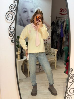 Blug momfit cu pietricele