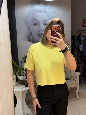 Bluza cu pietricele la gat