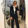 Costum bleumarin cu pantalon evazat
