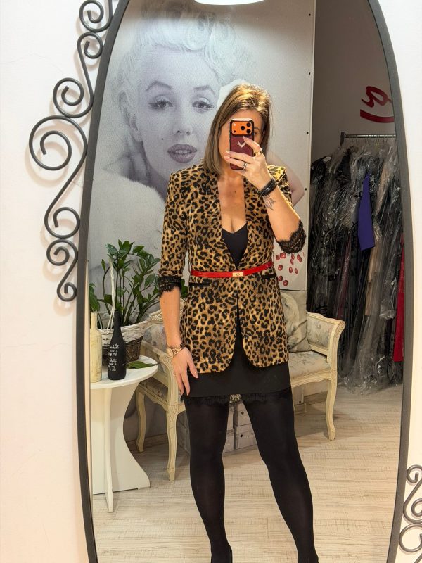 Compleu cu sacou animal print
