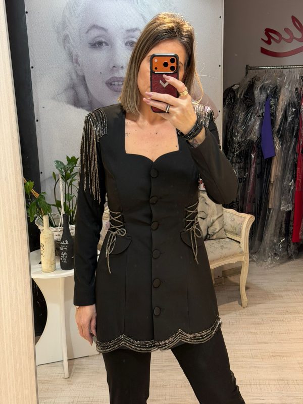 Rochie sacou neagra cu snur din cristale in talie