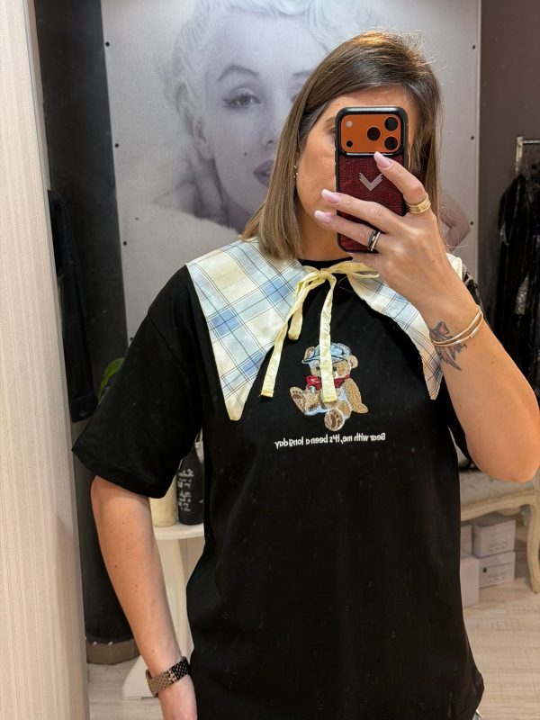 Tricou cu urs si guler detasabil