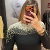 Rochie neagra midi cu perle pe umeri