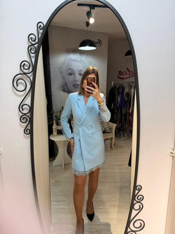 Rochie bleu tip sacou cu dantela