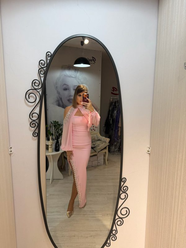 Rochie maxi roz cu maneci bufante